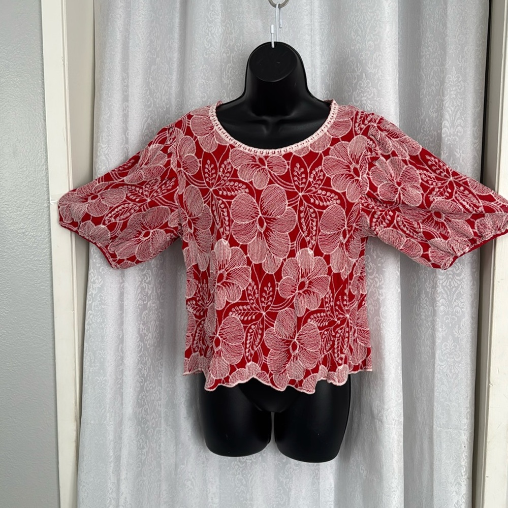 SOLITAIRE EMBROIDERED BLOUSE SZ: L